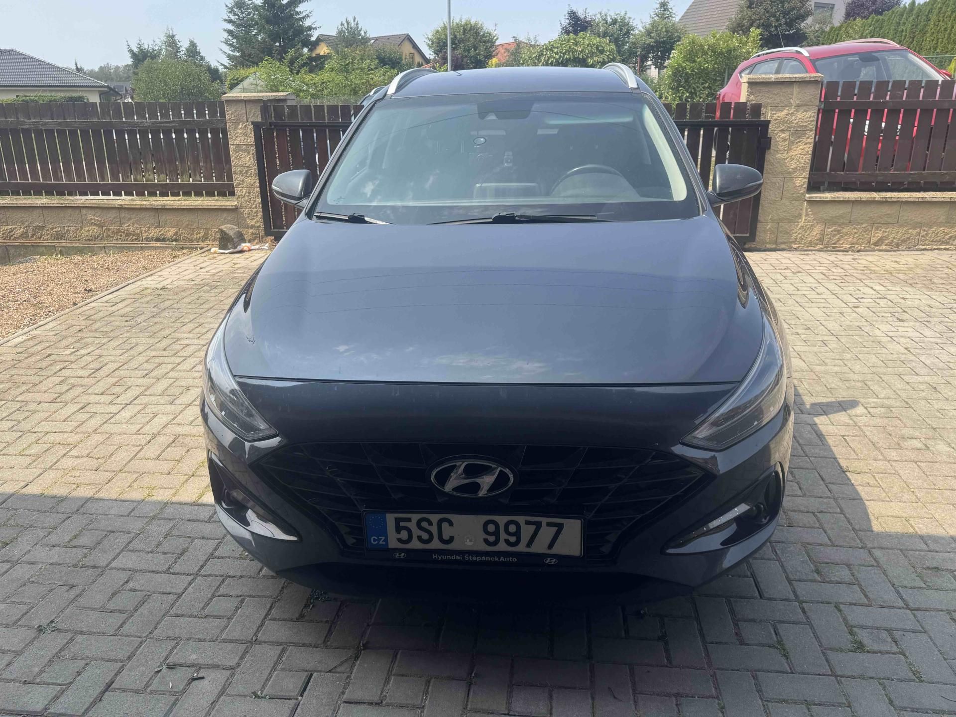 Hyundai i30, Hyundai i30 1,0 -kombi-automat - fotka 2