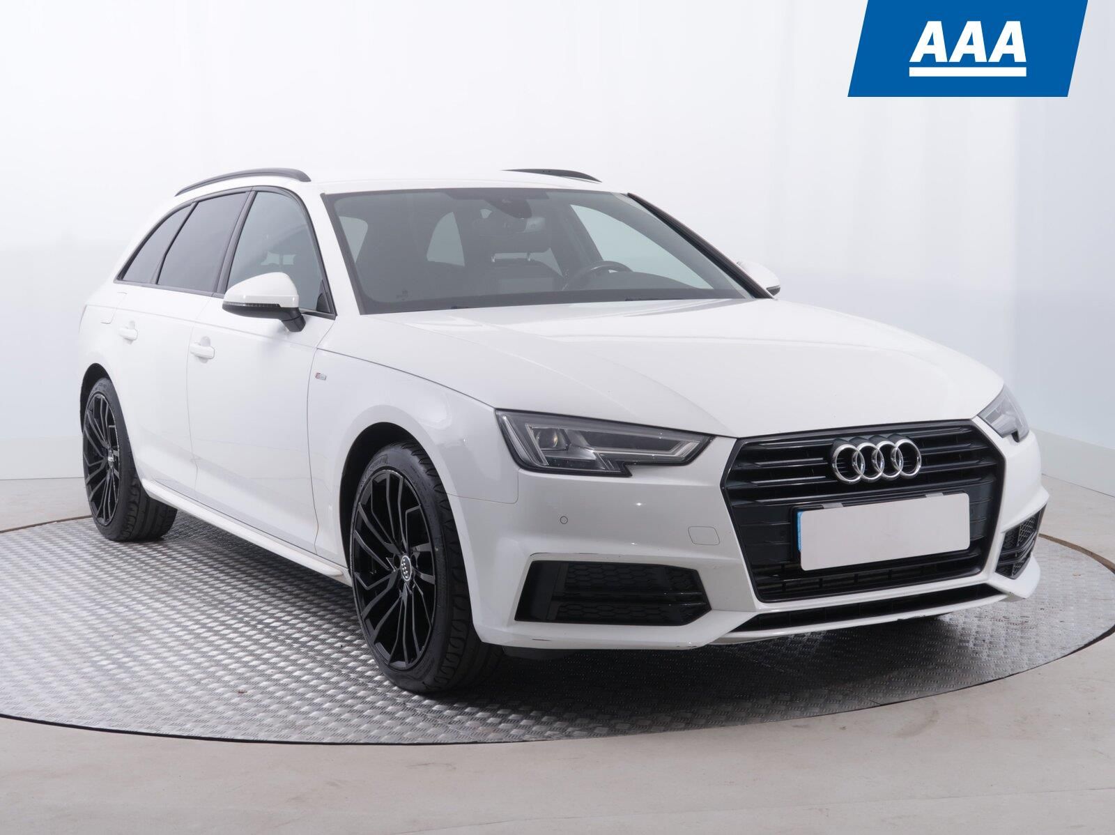 Audi A4, 40 TFSI, Automat, Navi