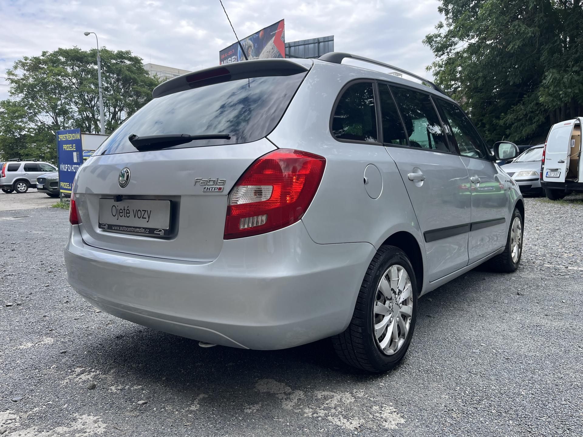 Škoda Fabia, 1,2 i 51 Kw SPORT, ČR!!! - fotka 5