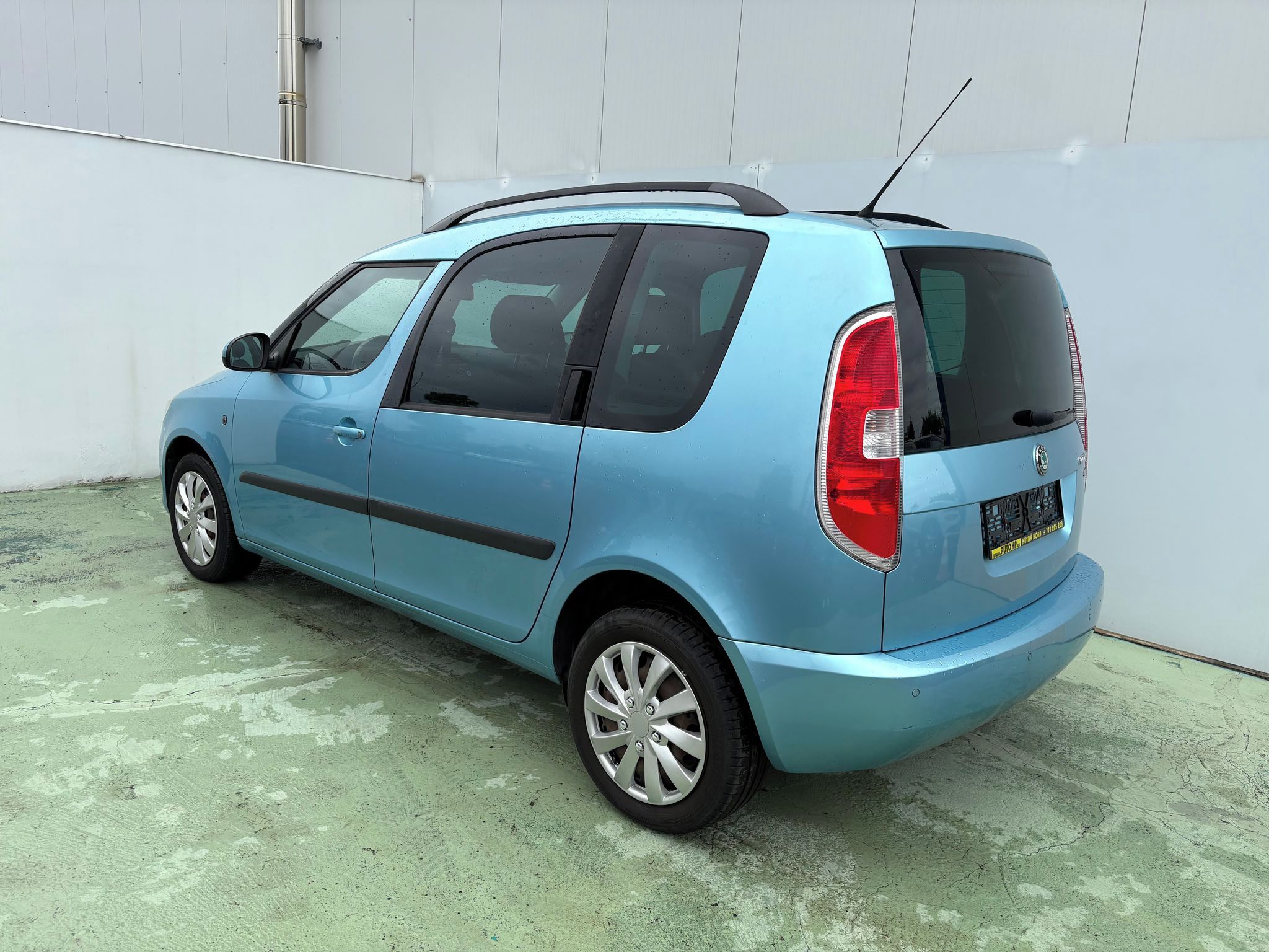 Škoda Roomster, 1.4, 63kW, Klima, Výhřevy - fotka 4