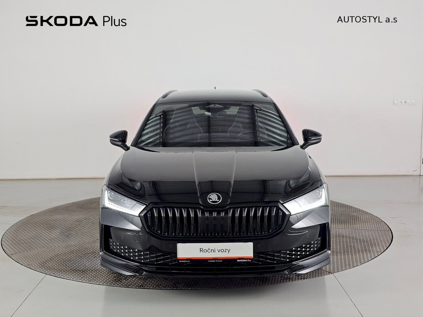 Škoda Superb, 2.0TSi 195kW 4X4 SPORTLINE WEB - fotka 4
