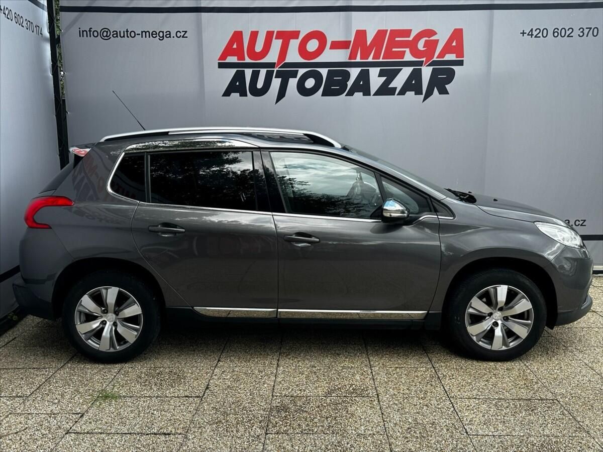 Peugeot 2008, 1,2 i 60kW PureTech, ČR,1.maj - fotka 4