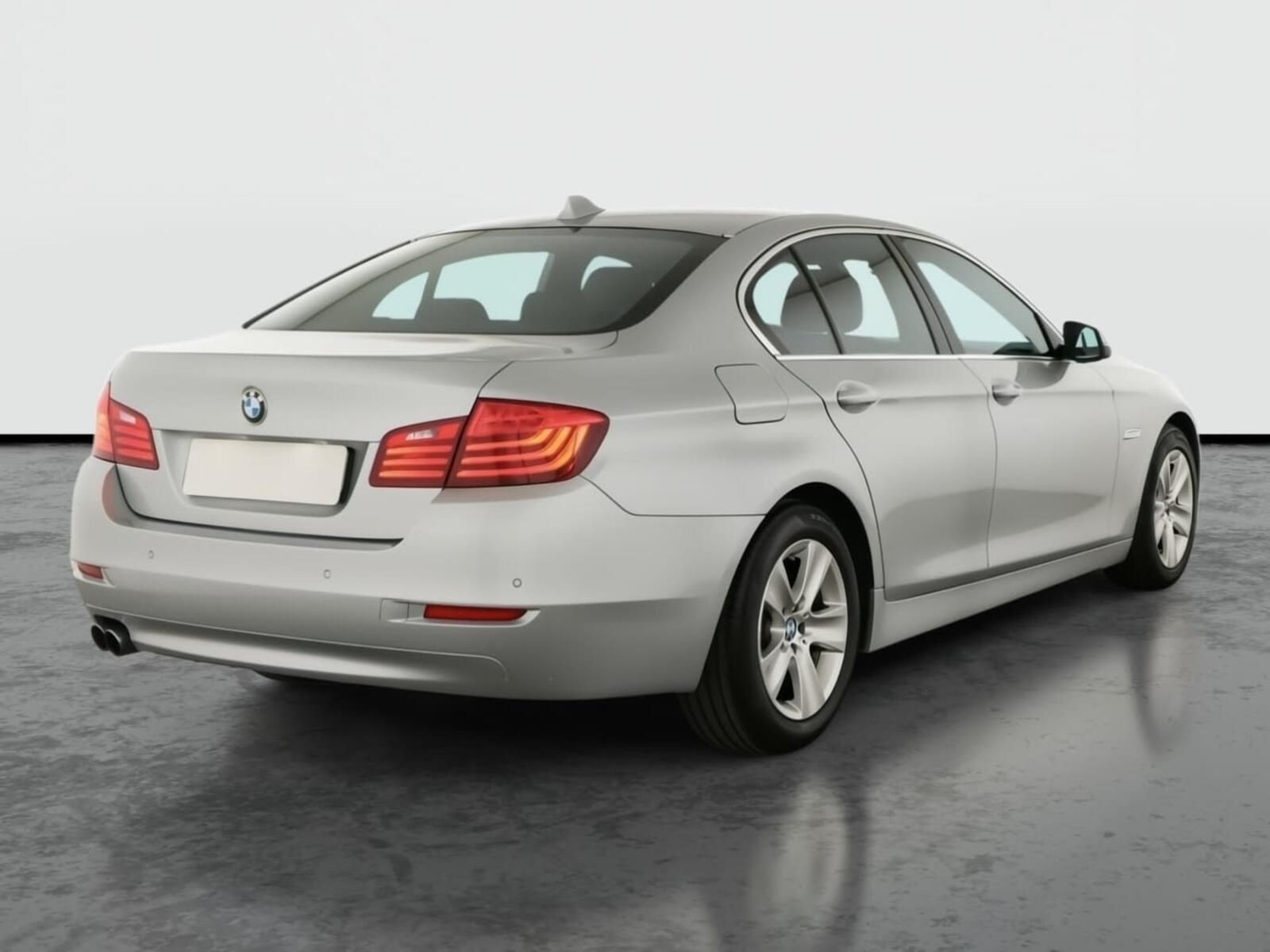 BMW Řada 5, 520d, Automat, Kůže - fotka 5