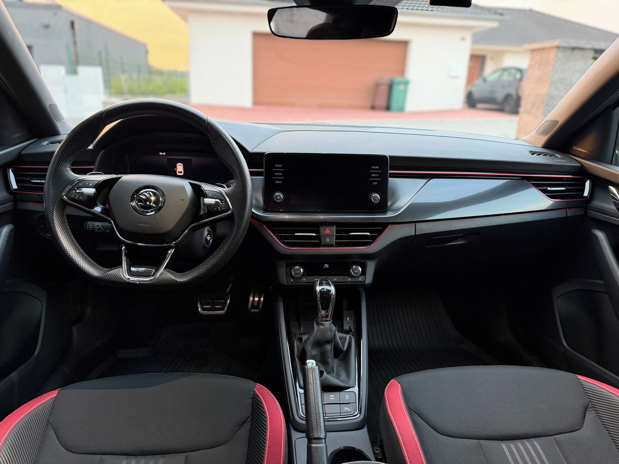 Škoda Scala, Škoda Scala Monte Carlo 1,5TSI - fotka 6