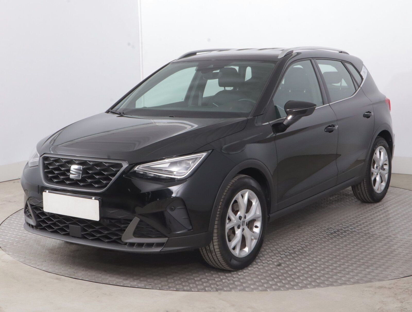 Seat Arona, 1.0 TSI, FR, Navi - fotka 2