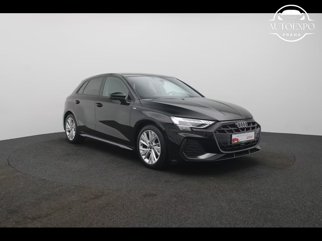 Audi A3, Sportback 35 TDI S line LED - fotka 2