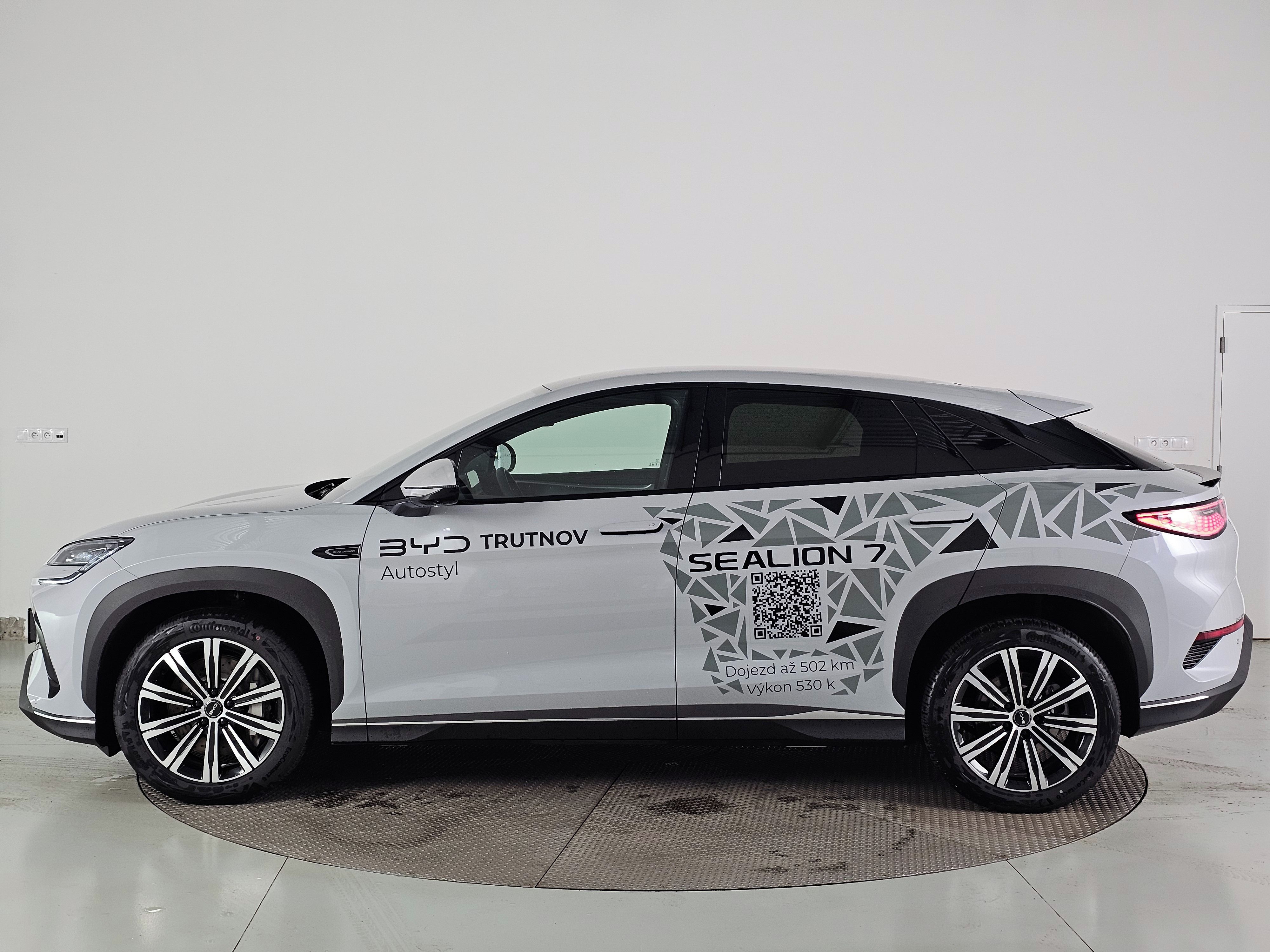 BYD Sealion 7, 313K COMFORT 82,5kWh - fotka 2