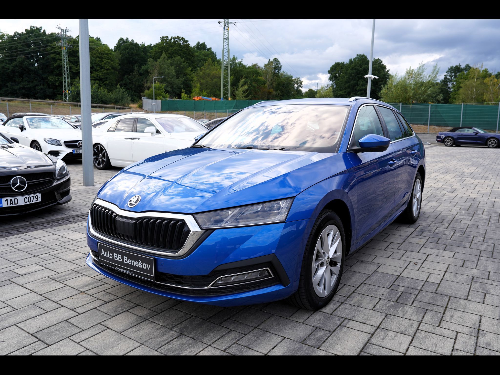 Škoda Octavia, kombi IV  2.0 TDI DSG 150 PS/Č - fotka 2