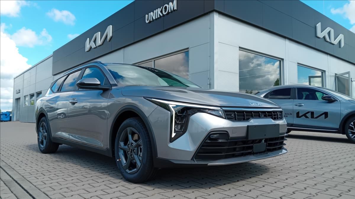 Kia K4, 1,6 T-GDi SW 7DCT EXCLUSIVE 11 - fotka 2