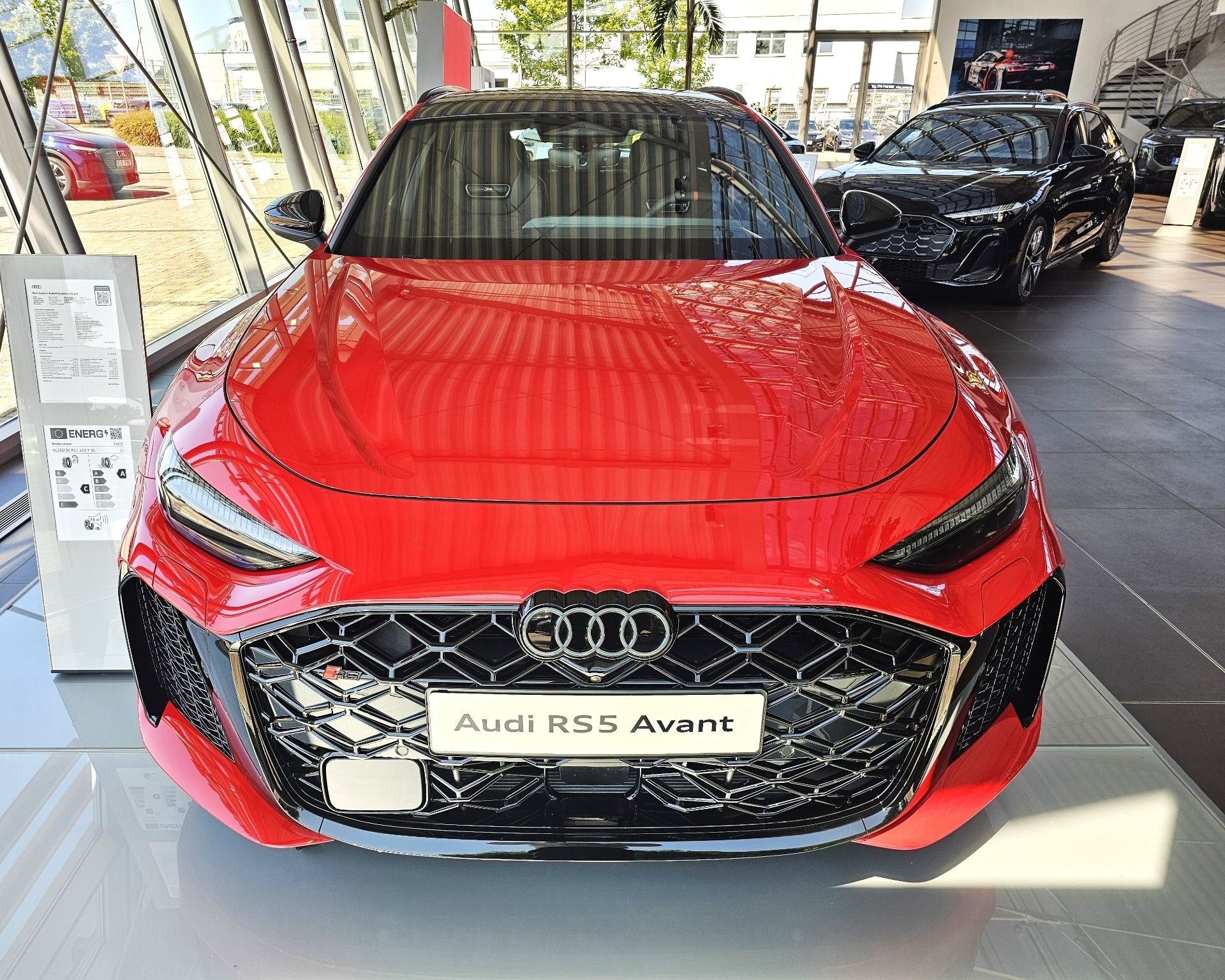 Audi RS5, Avant e-hybrid Quattro 470 kW - fotka 4