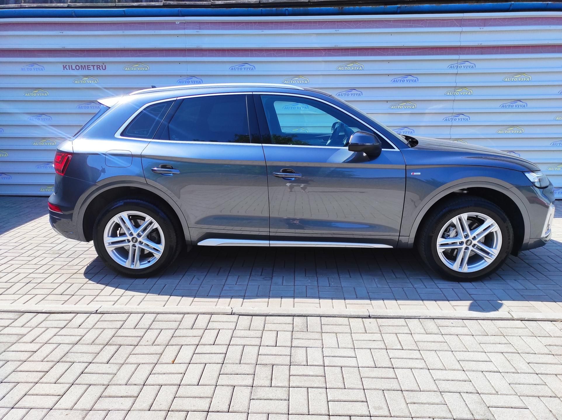Audi Q5, 2,0TDi 40 150kW,4x4,S-Line, ČR - fotka 2