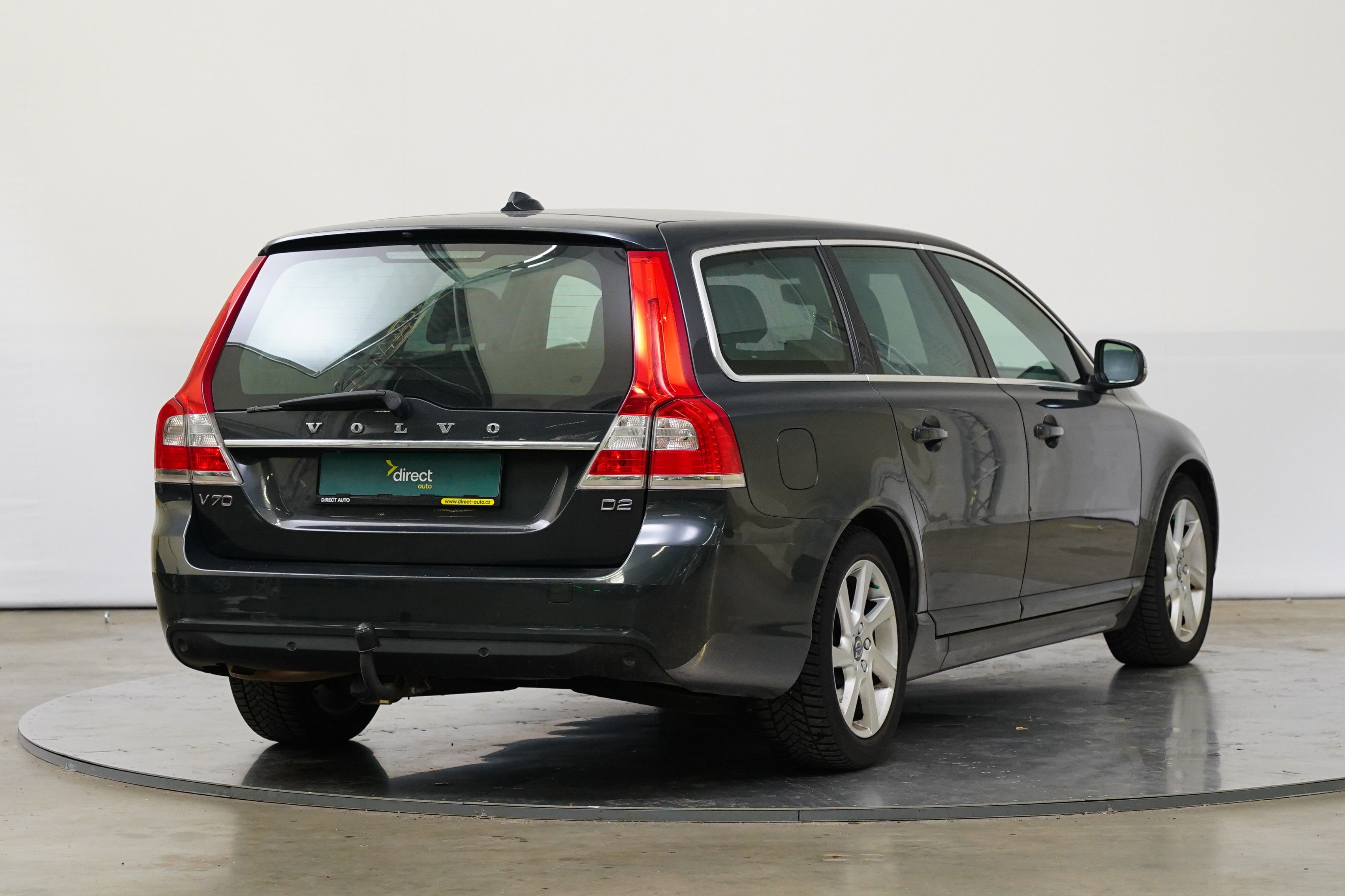 Volvo V70, 1.6 D2 84 kW Momentum - fotka 2