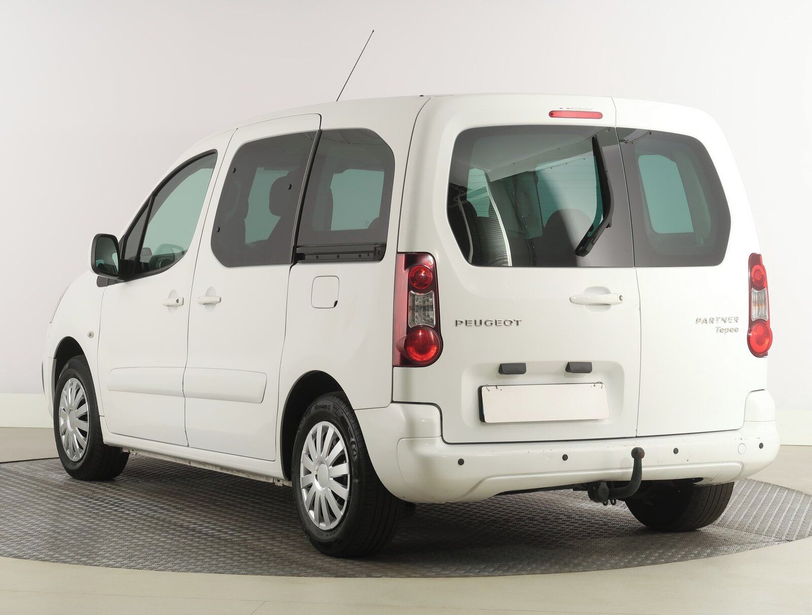 Peugeot Partner, 1.6 BlueHDi, Active, 5Míst - fotka 4