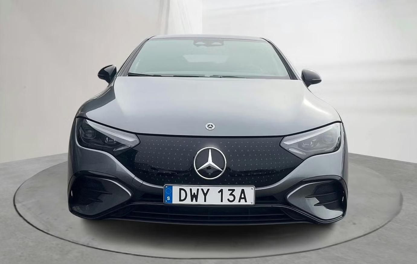 Mercedes-Benz EQE, 300 AMG NIGHT 360k Tažné BLIS - fotka 4