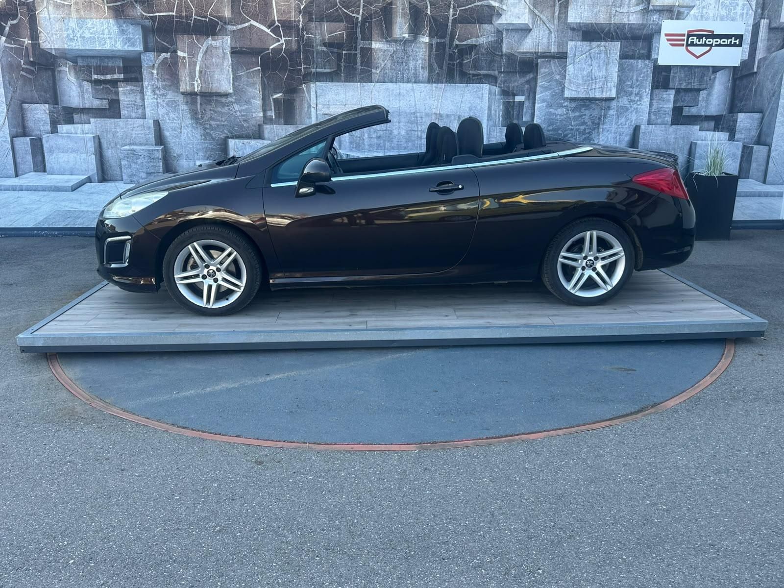 Peugeot 308, CC, 2.0HDi, 120KW - fotka 6