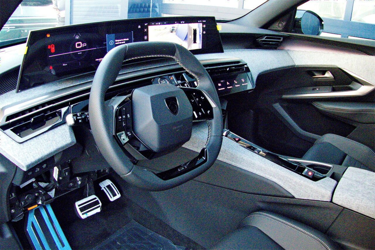 Peugeot 5008, GT "SUMMER BLUE" Hybrid 145 e- - fotka 4
