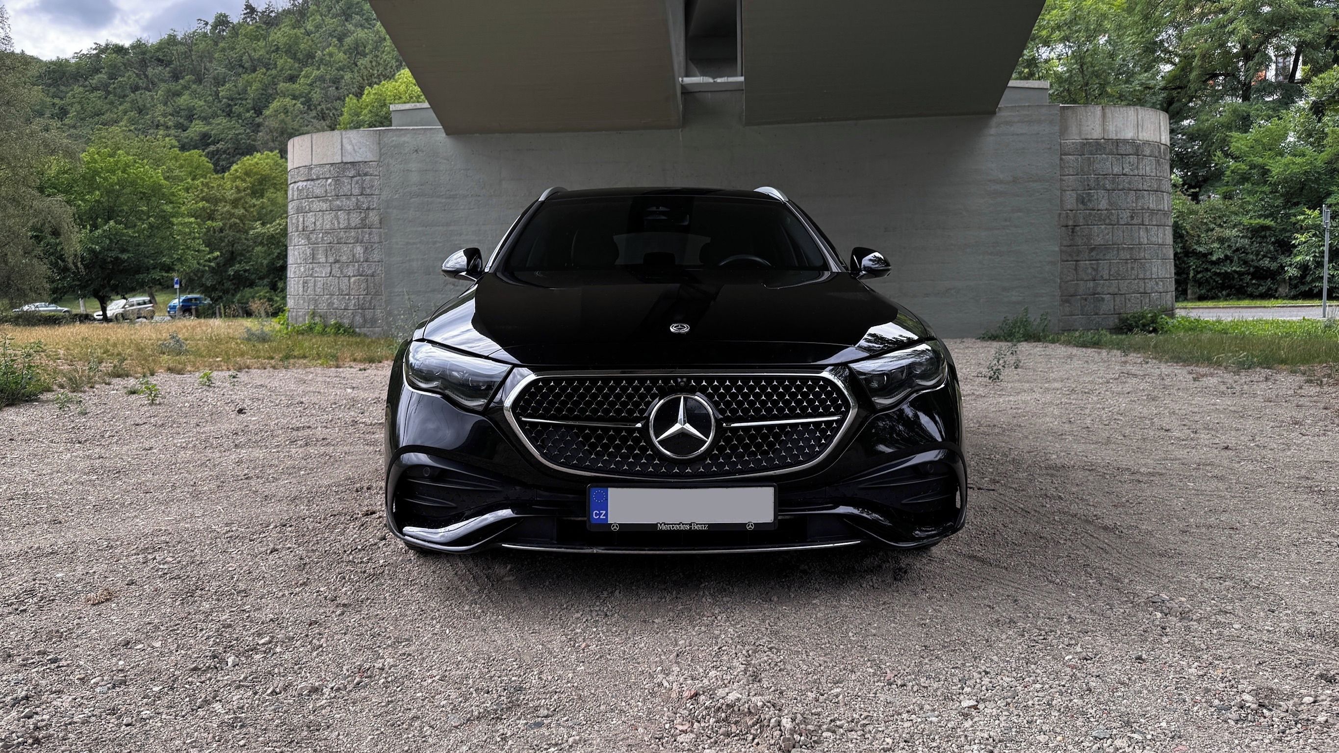Mercedes-Benz Třídy E, E220d, AMG, záruka, panorama - fotka 2