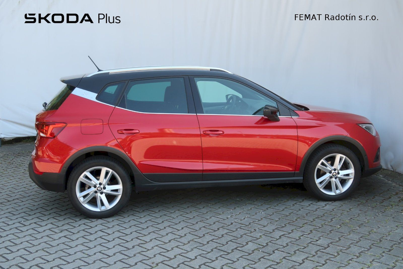 Seat Arona, FR 1.0 TSI 85 kW DSG - fotka 3