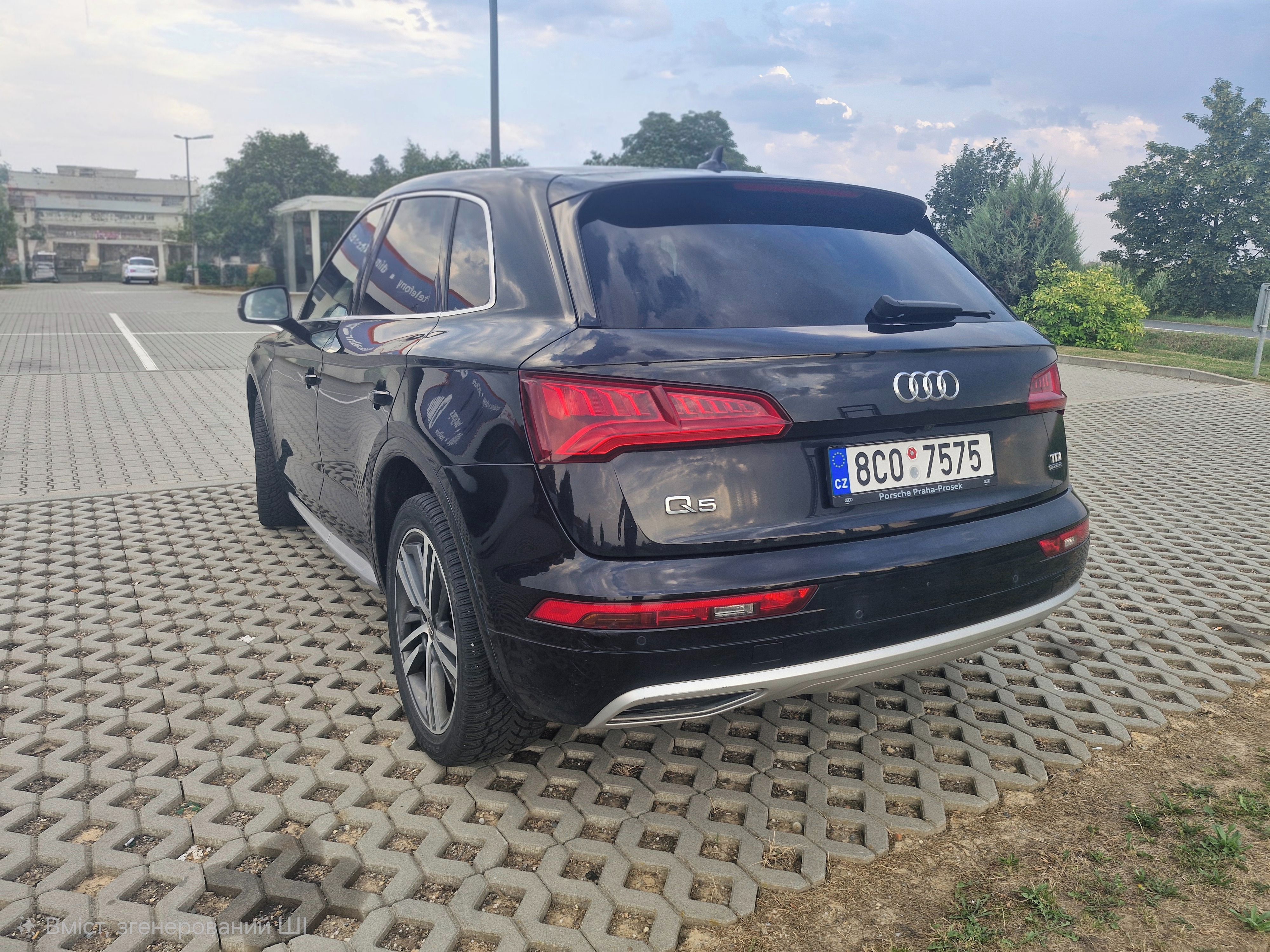 Audi Q5, 3.0 TDI - fotka 6