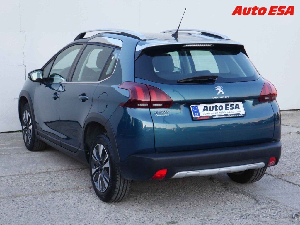 Peugeot 2008, 1.2,Allure - fotka 4
