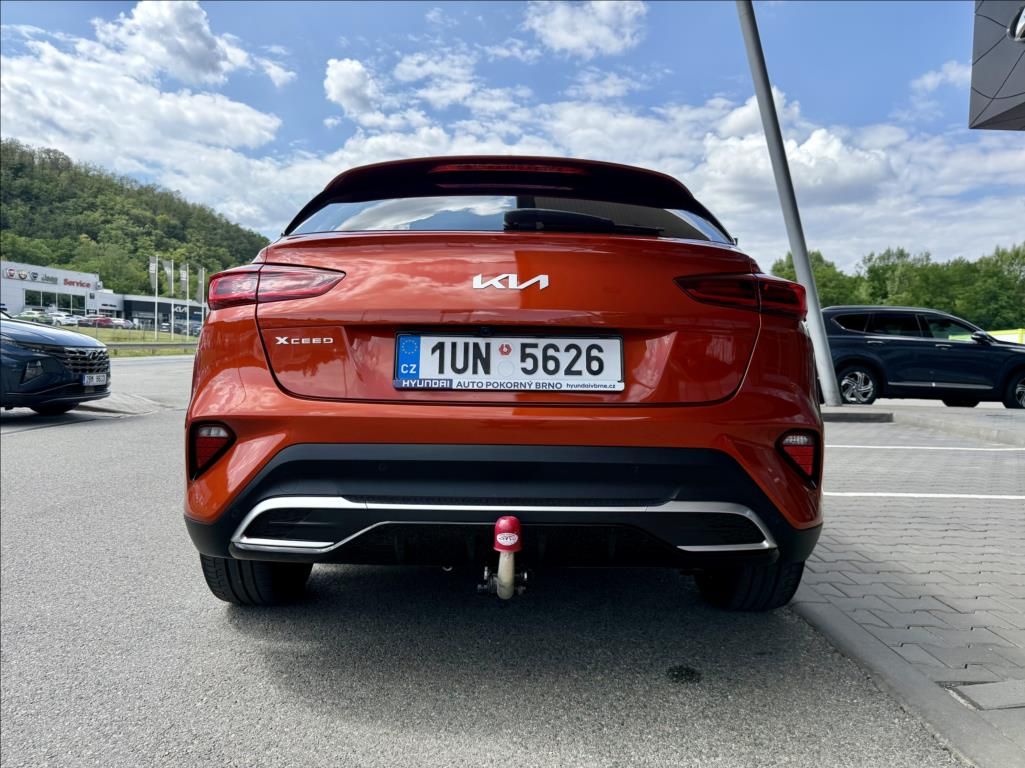 Kia XCee´d, 1,5 T-GDI DCT  Top Tažné - fotka 6