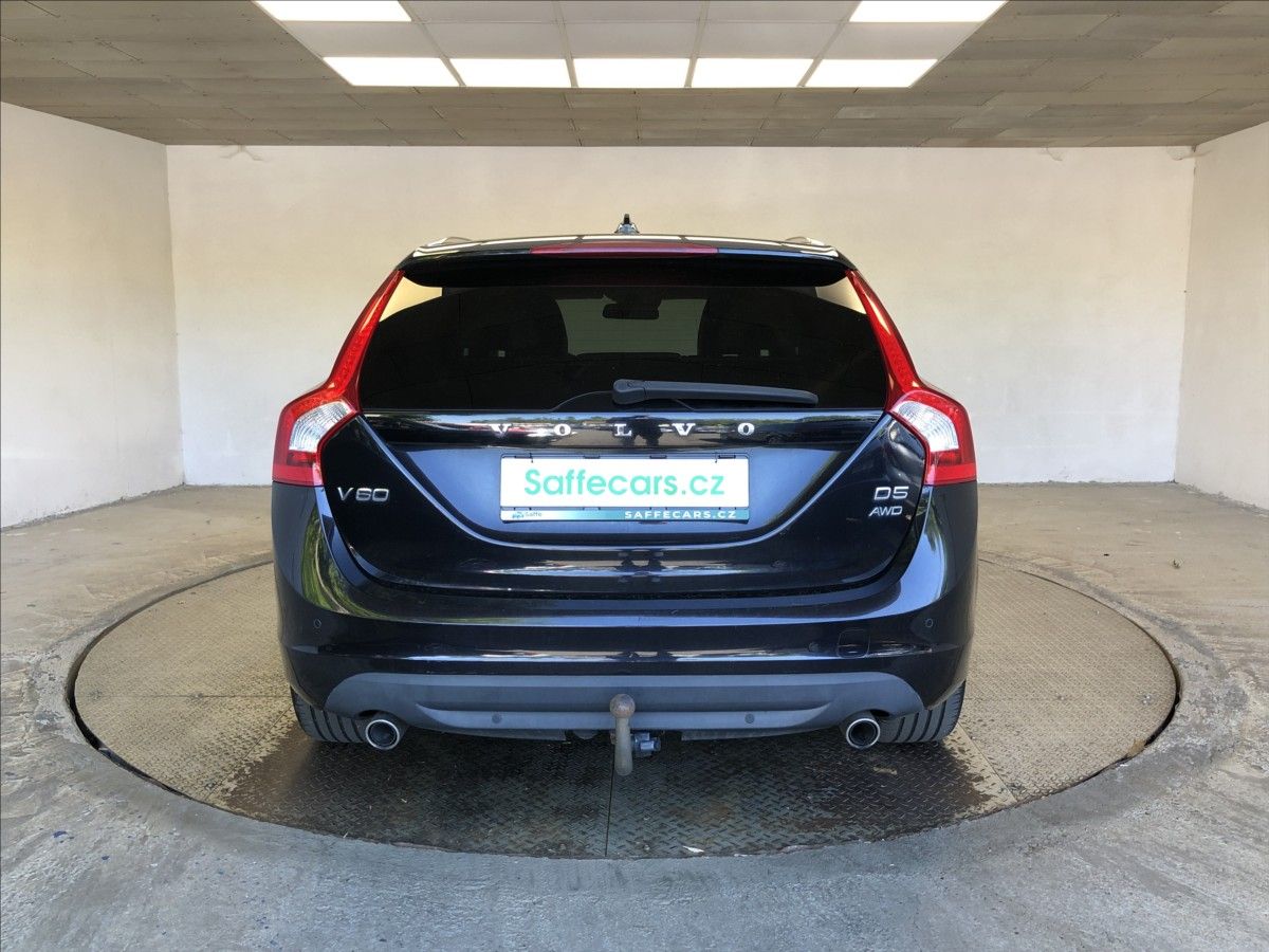 Volvo V60, 2,4 D - fotka 6