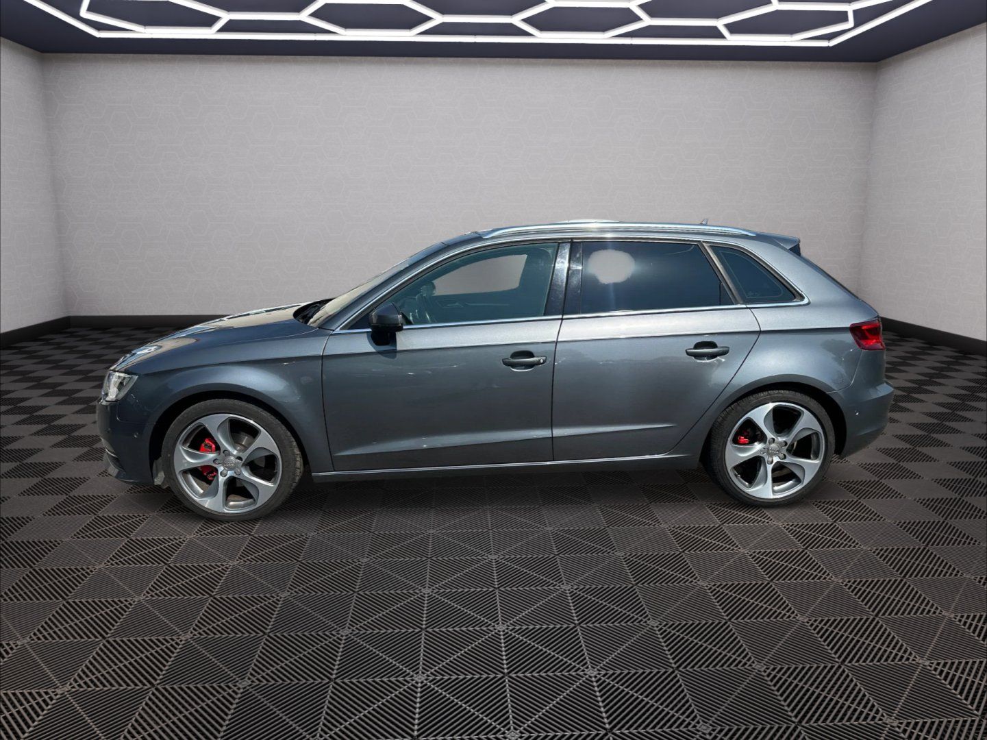 Audi A3, 2.0Tdi 110kw - fotka 4