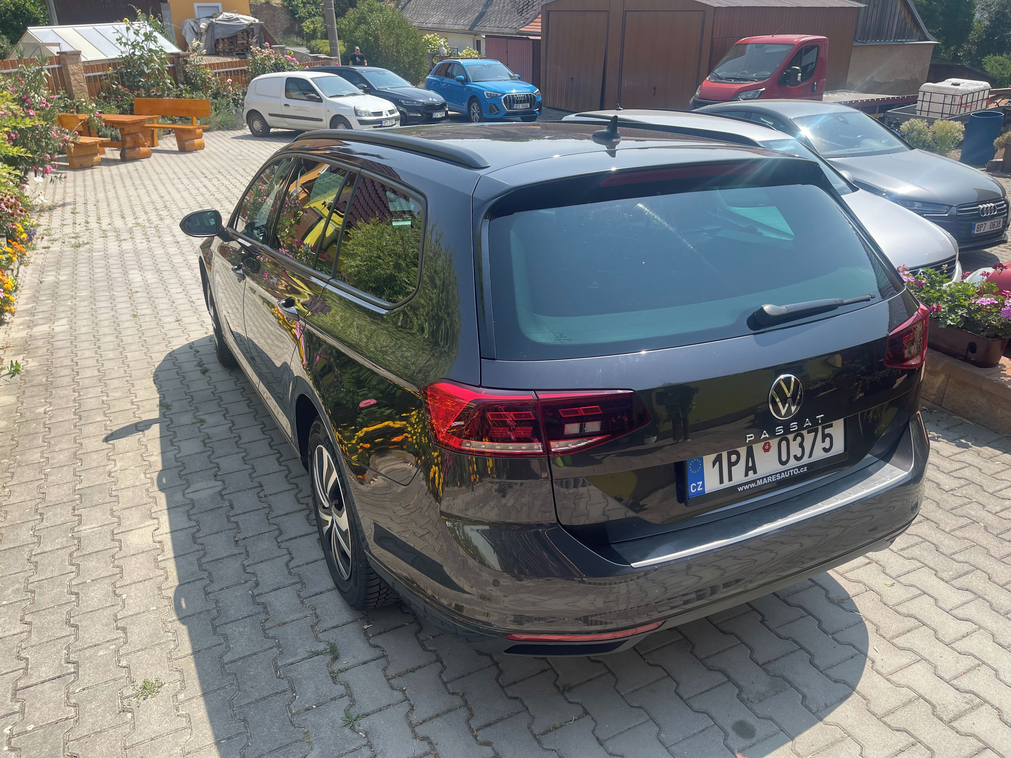 Volkswagen Passat, 2.0 TDI, DSG, LED, NAVI,ACC - fotka 4