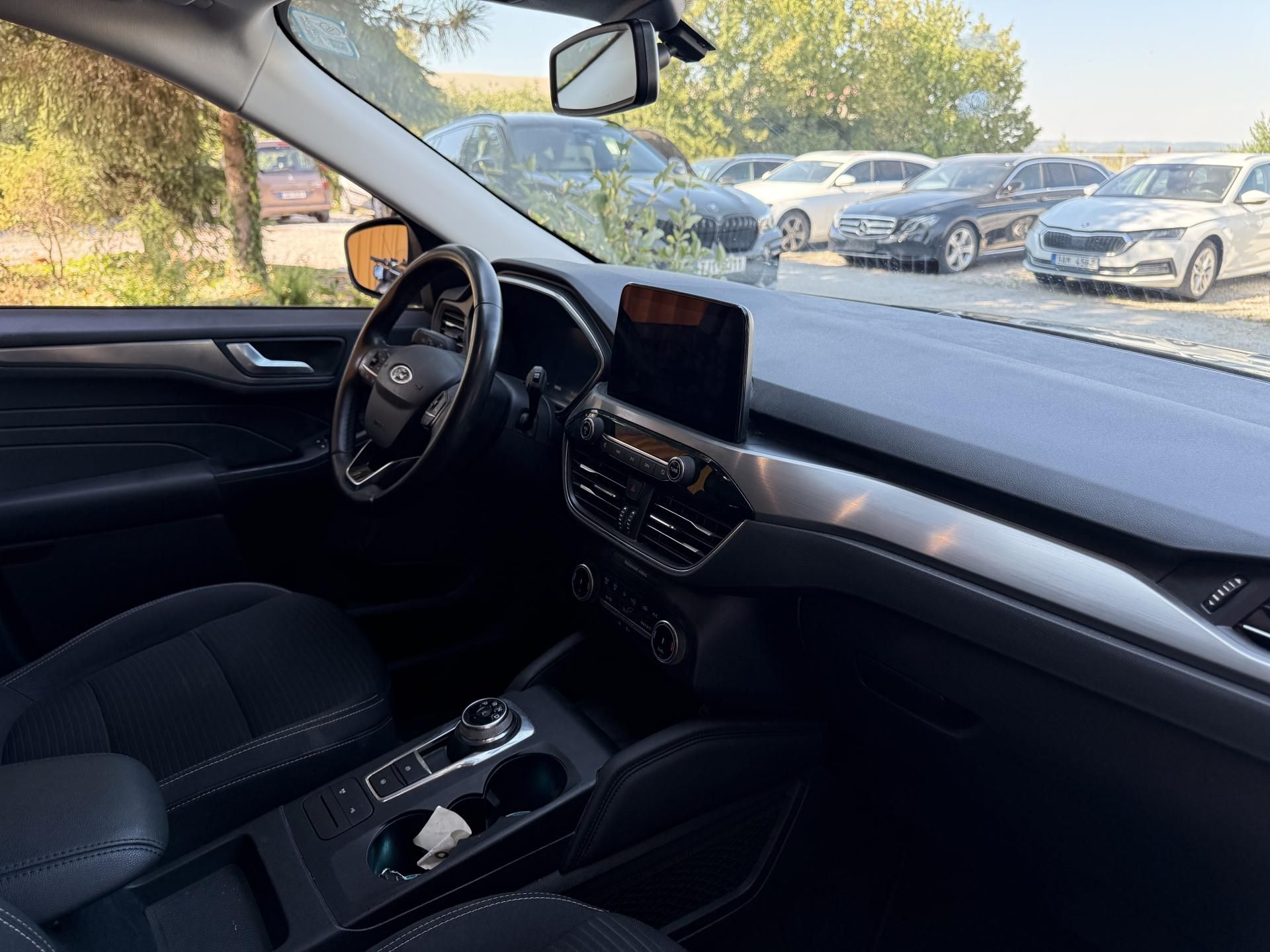 Ford Kuga, 2.5 HYBRID,50 KM DOJEZD NA EL. - fotka 3