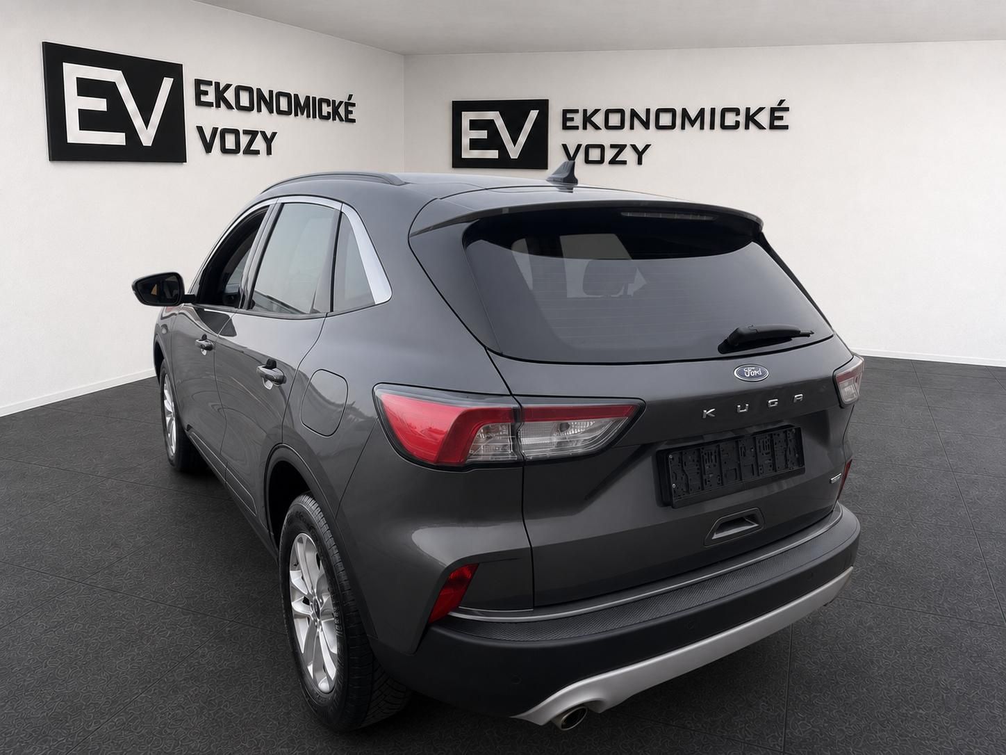 Ford Kuga, 2.5 HYBRID,50 KM DOJEZD NA EL. - fotka 6