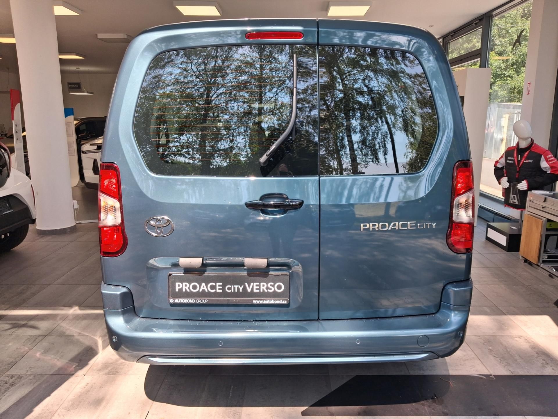 Toyota Proace, Business 7S, 1.2L (110hp) - fotka 6