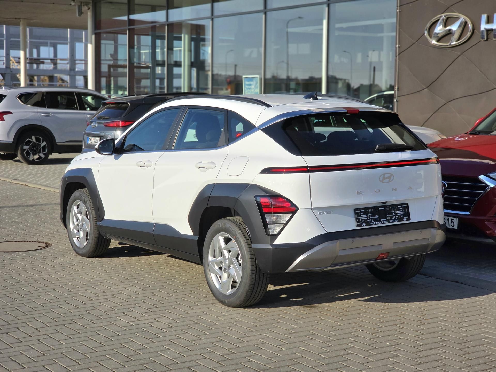 Hyundai Kona, 1,6 T-GDI 2WD MT SMART TECH - fotka 4
