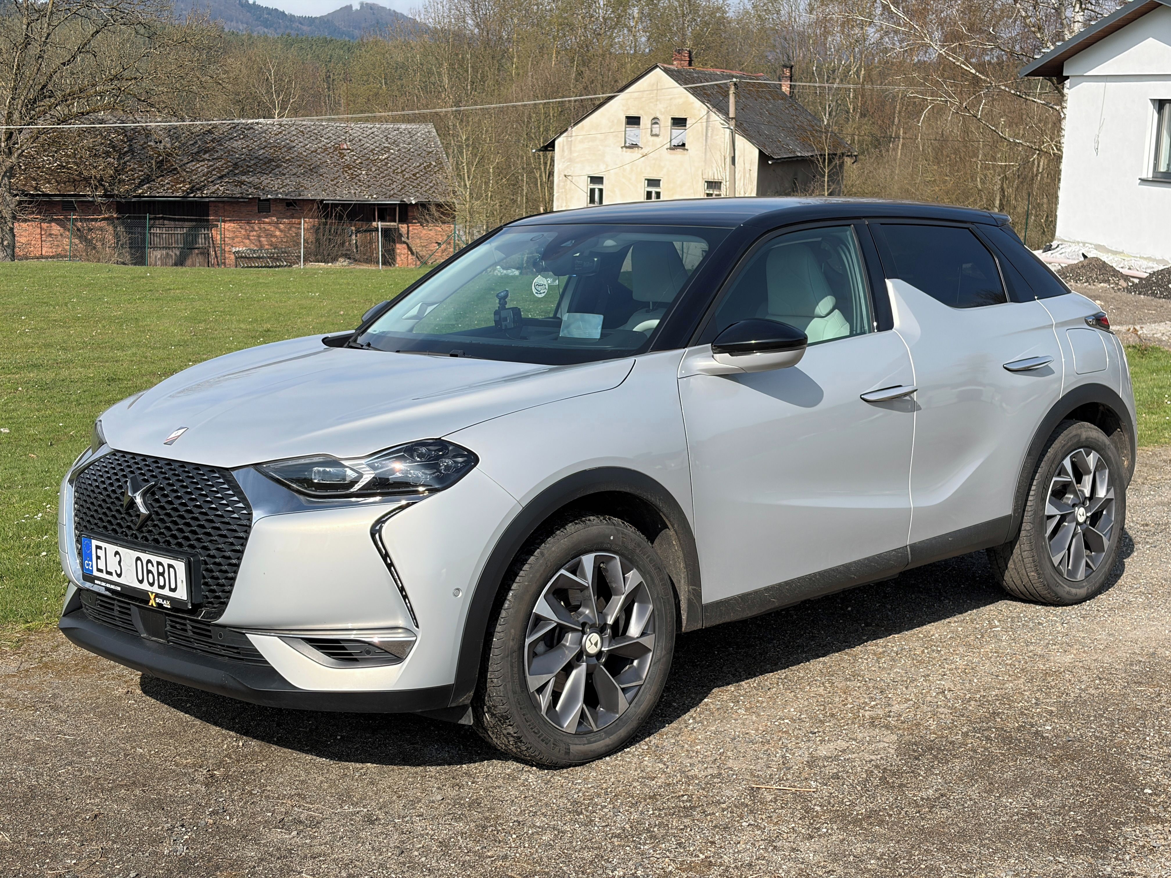 DS 3 Crossback, Rivoli Výbava - fotka 2