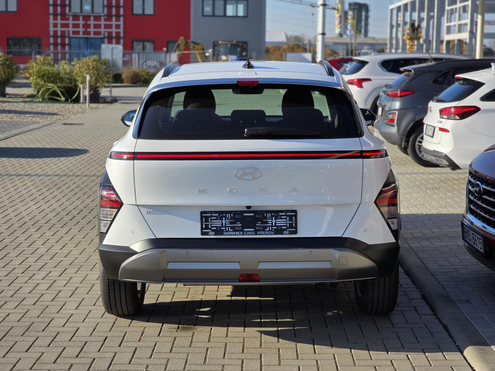 Hyundai Kona, 1,6 T-GDI 2WD MT SMART TECH - fotka 5