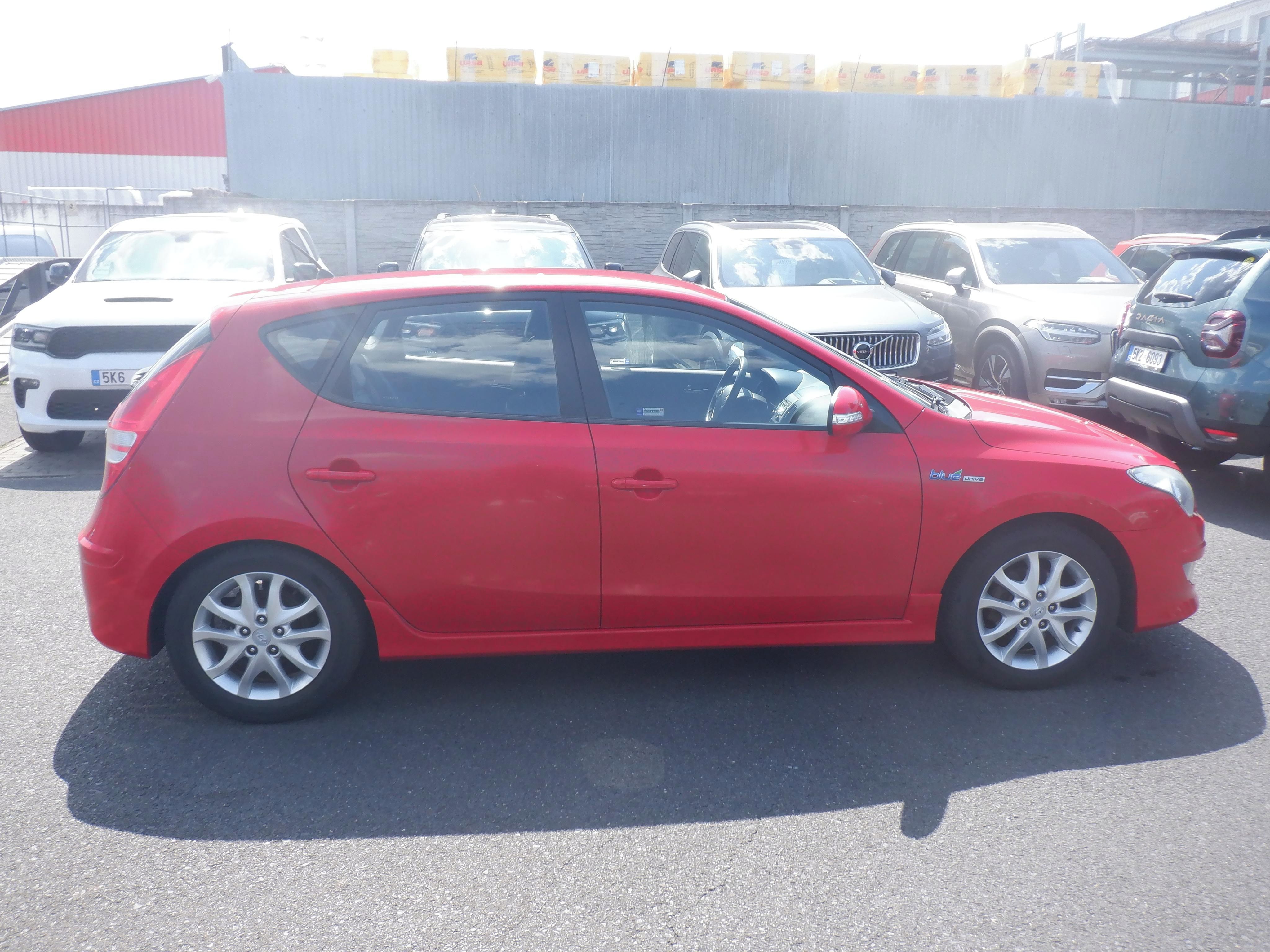 Hyundai i30, 1.4 CVVT Drive,1.majitel,ČR - fotka 4