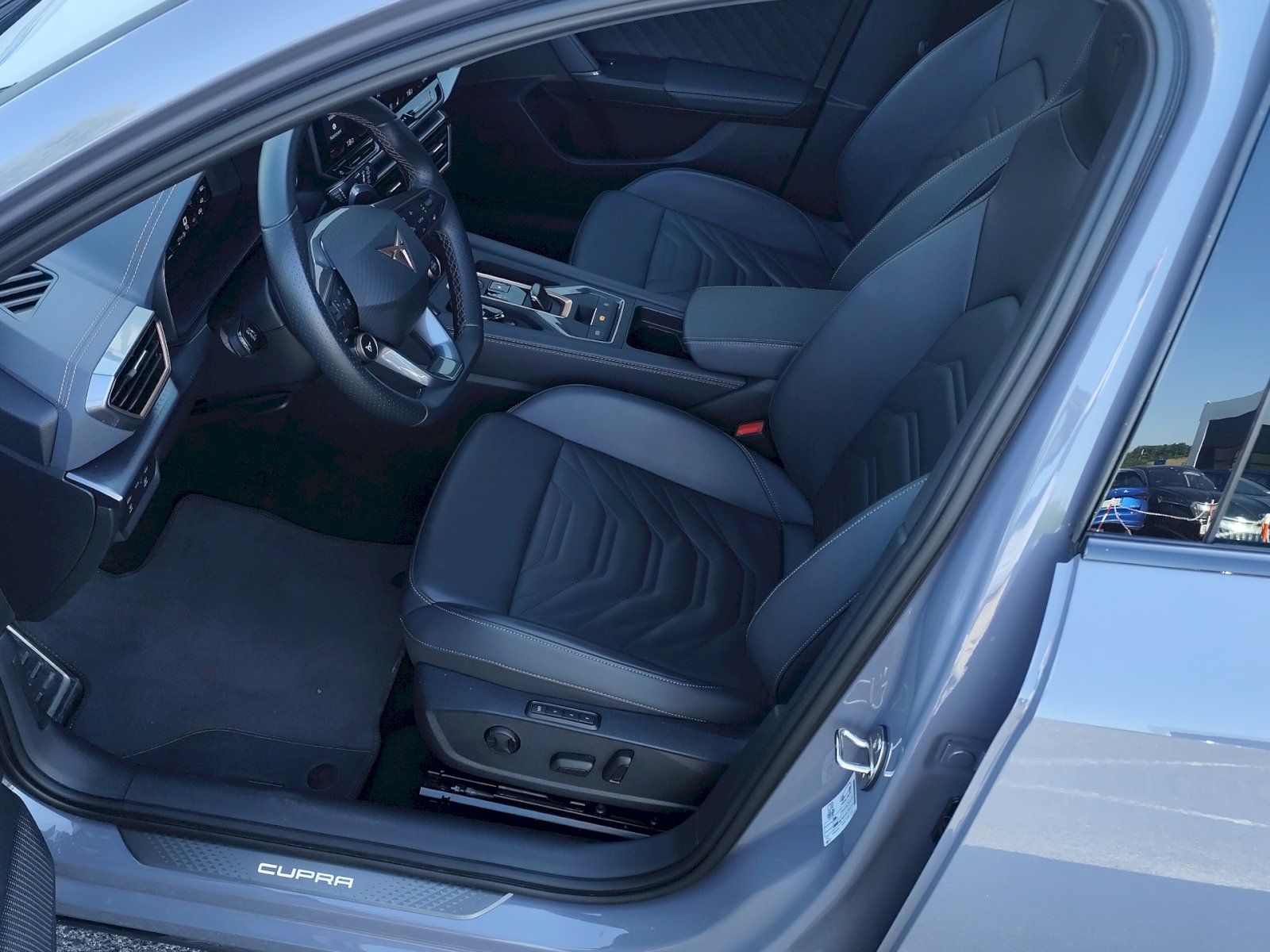 Cupra Formentor, FORMENTOR  2.0 TSI 150 kw 4WD - fotka 6