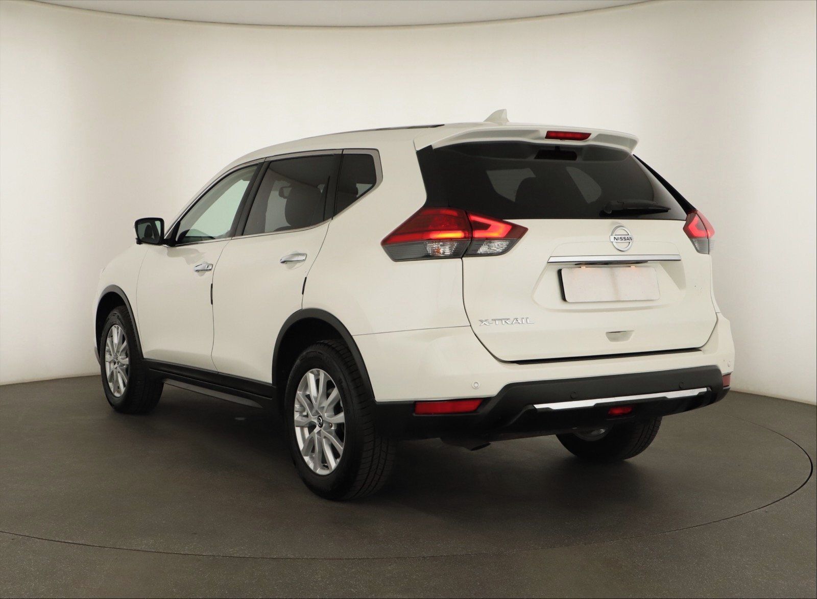 Nissan X-Trail, 1.6 dCi, 4X4, Navi - fotka 4