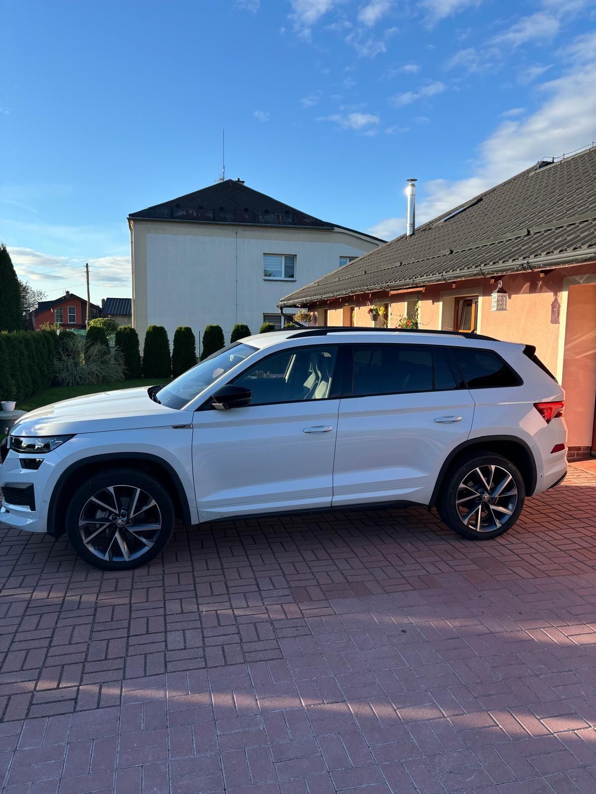 Škoda Kodiaq, 2.0 TDI 4x4 Sportline - fotka 5