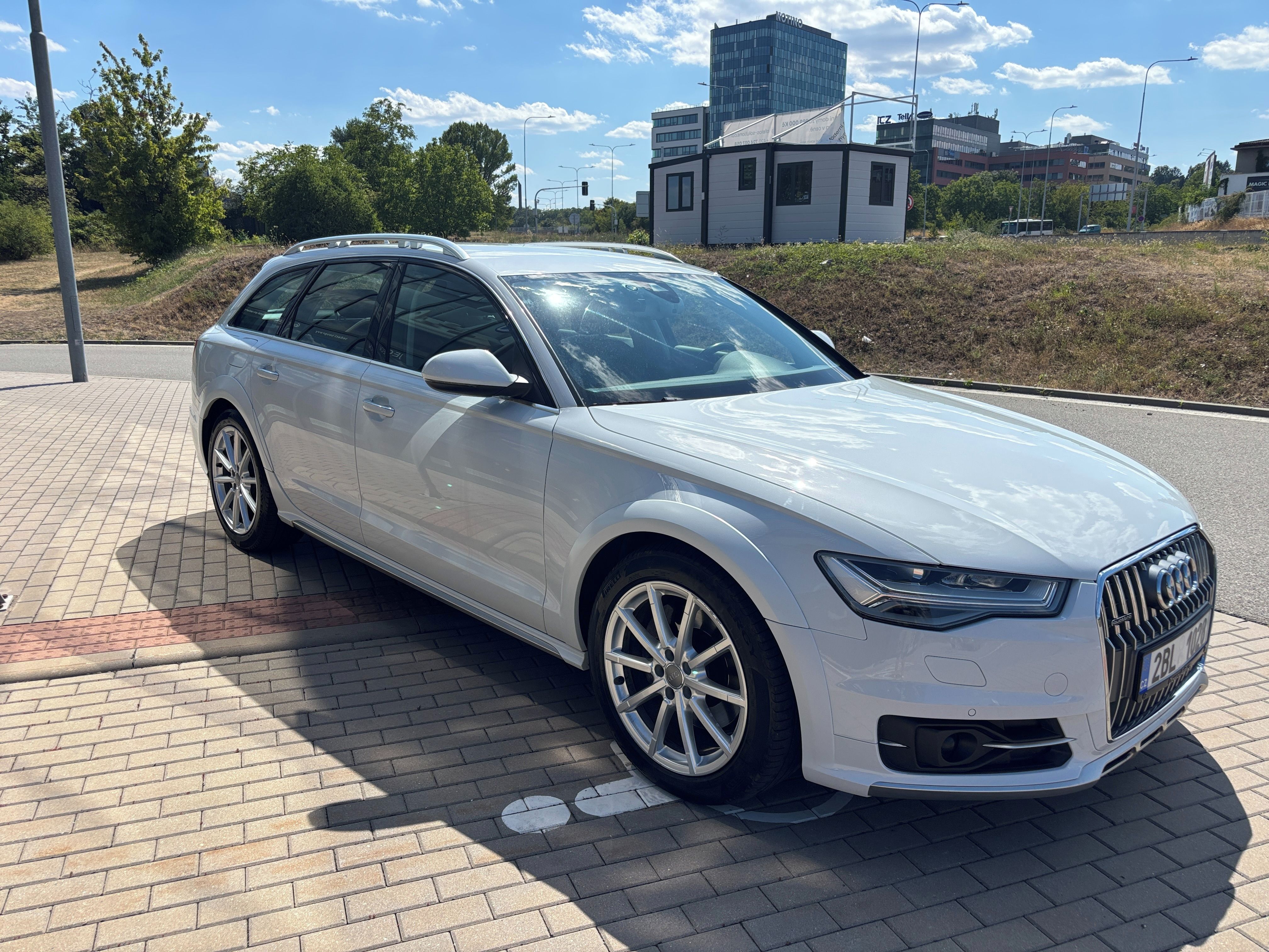 Audi A6 allroad, 3.0TDi 160kW odp.DPH - fotka 5