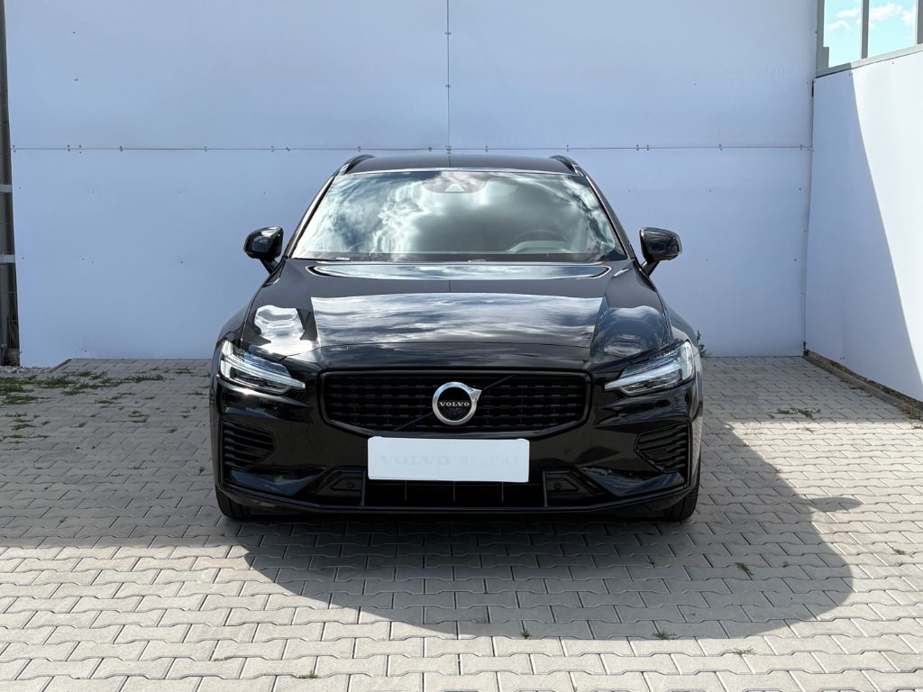 Volvo V60, R-Design T6 TWIN ENGINE AWD 25 - fotka 5