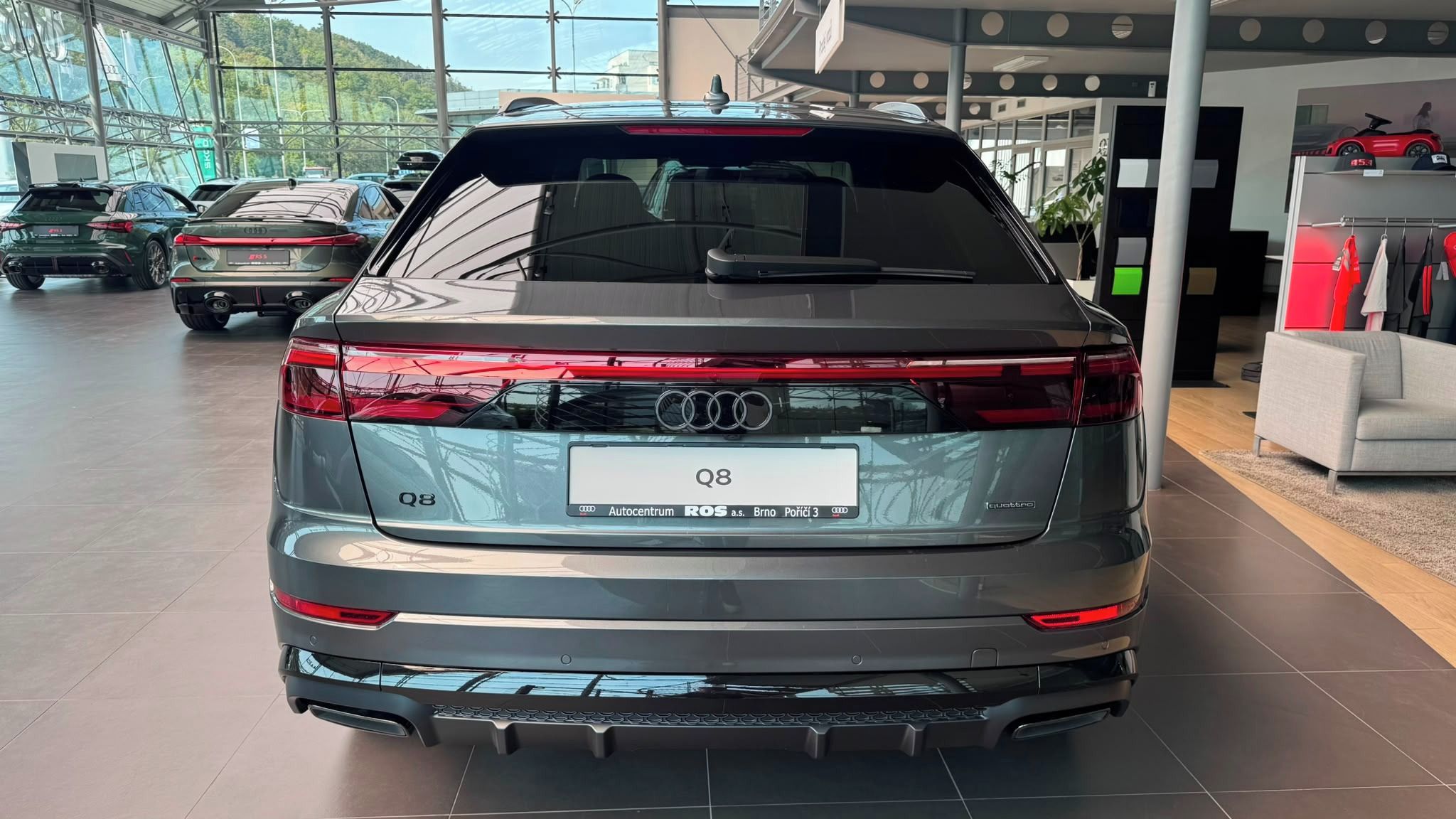 Audi Q8, 3.0 TDI quattro 210 kW - fotka 4