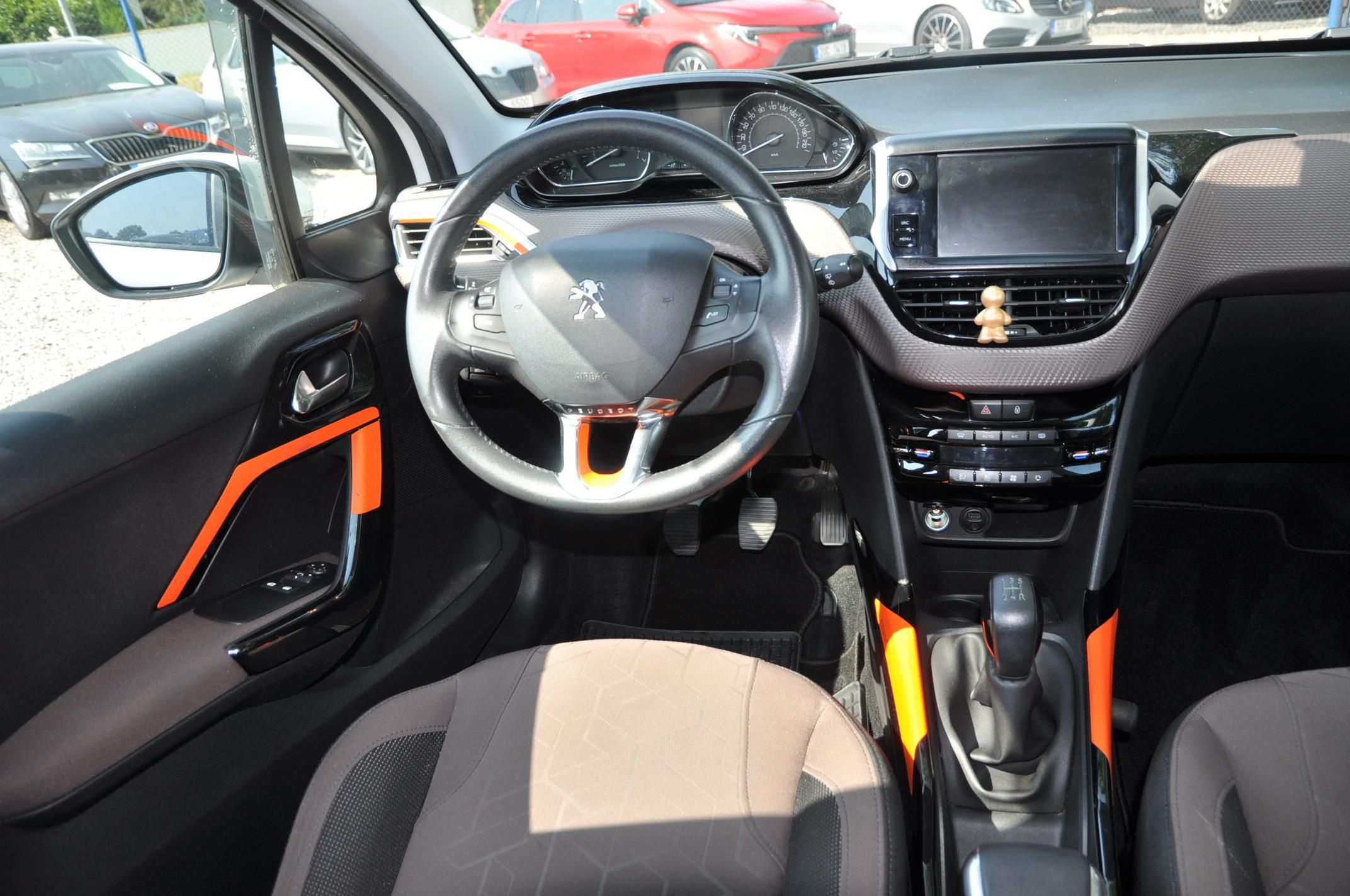 Peugeot 2008, 1.6VTi 88kW - fotka 5