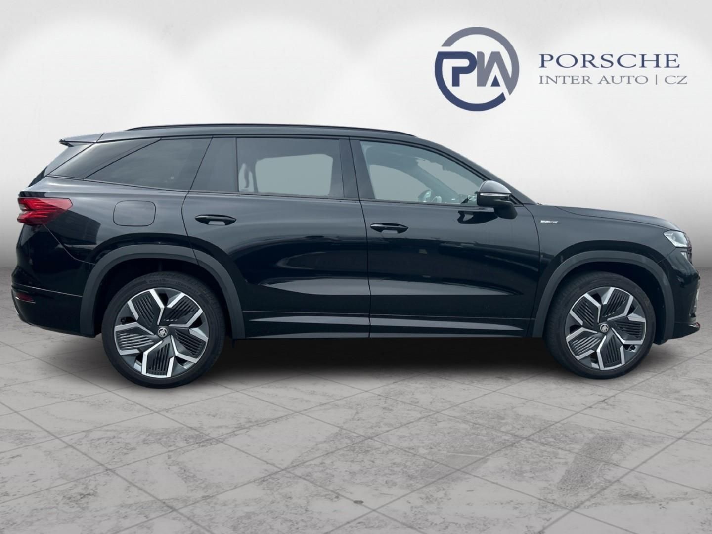 Škoda Kodiaq, 2,0TDi 142kW SPORTLINE DSG 4x4 - fotka 6