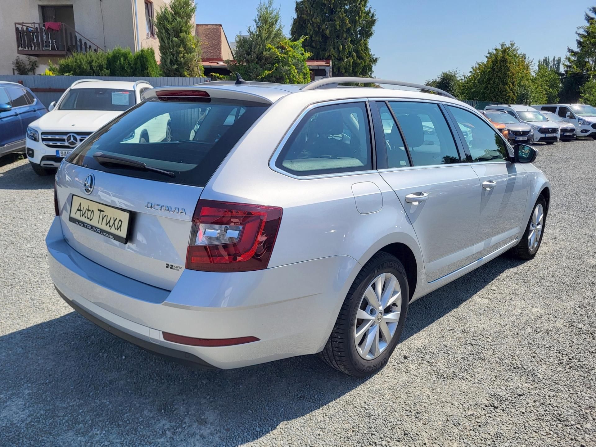 Škoda Octavia, III FL 1.6 TDi 85kW STYLE *ČR - fotka 4