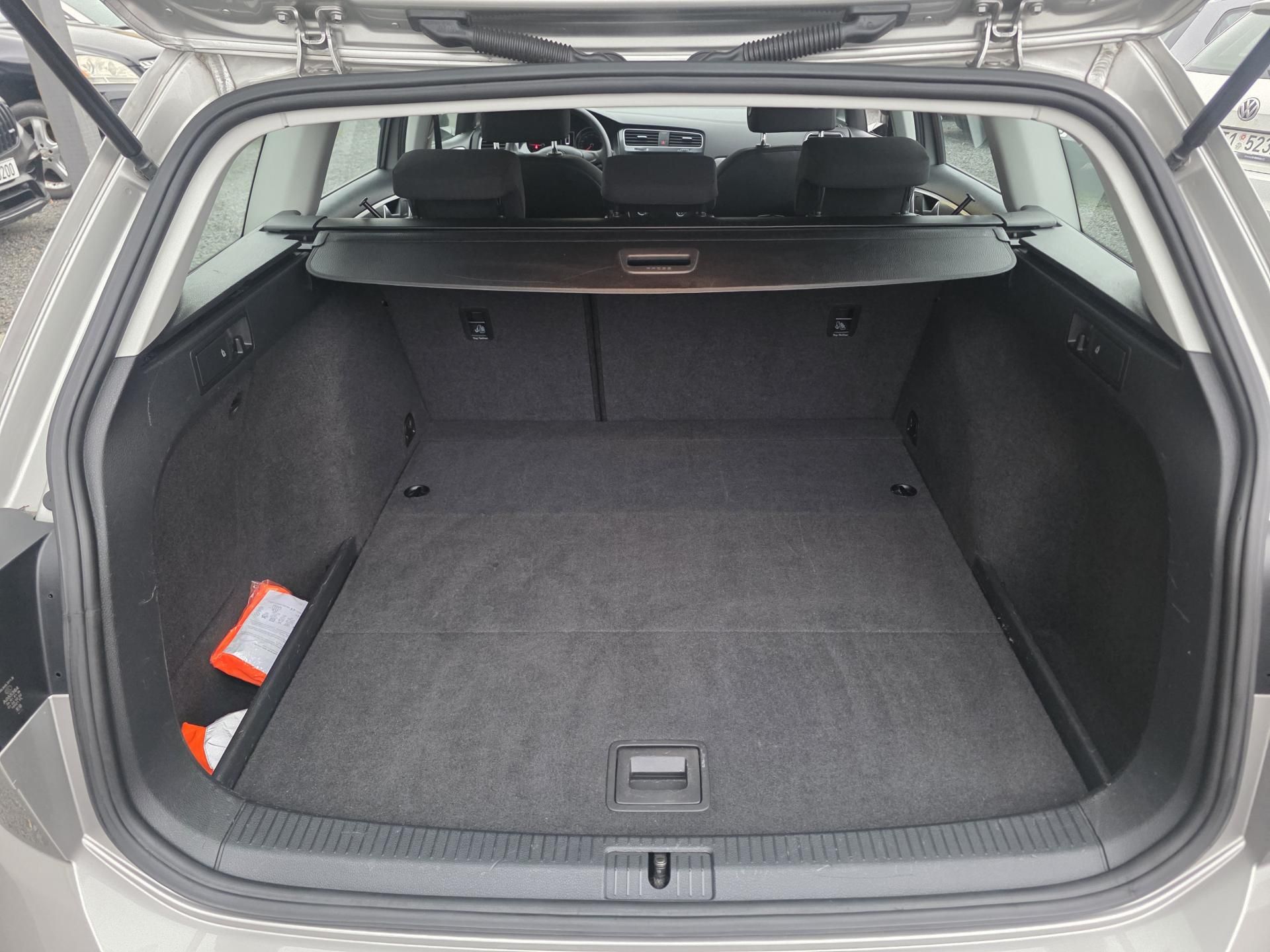 Volkswagen Golf Variant, 1.6 TDI - fotka 5