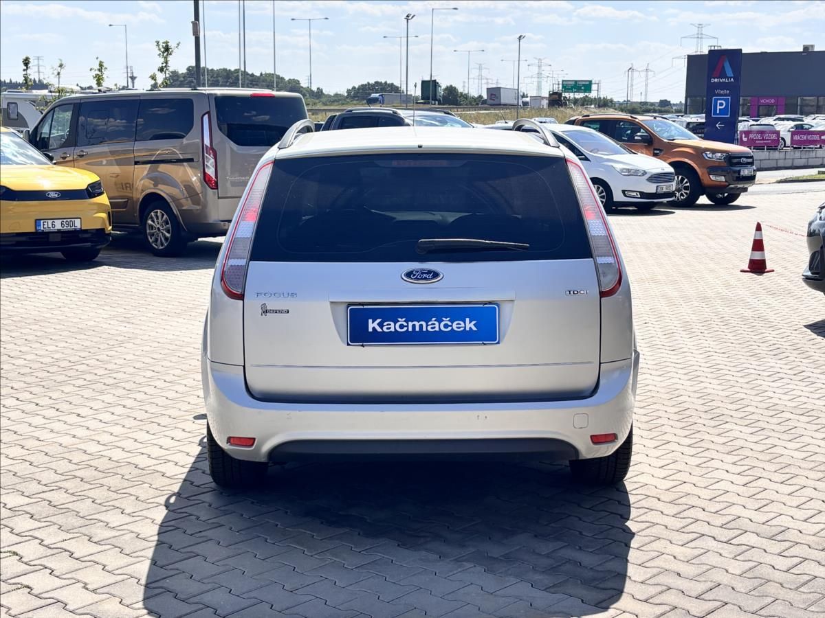 Ford Focus, 1,8 TDCi 85kW Ruční ovládání - fotka 4
