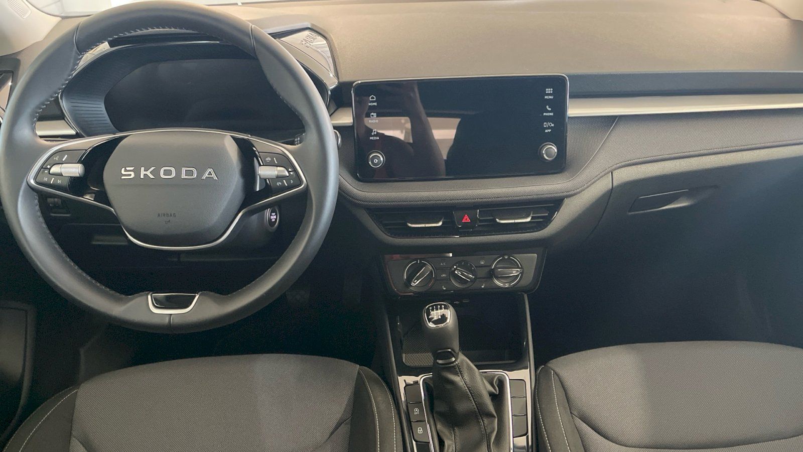 Škoda Fabia, Selection 1.0 MPI 59kW - fotka 5