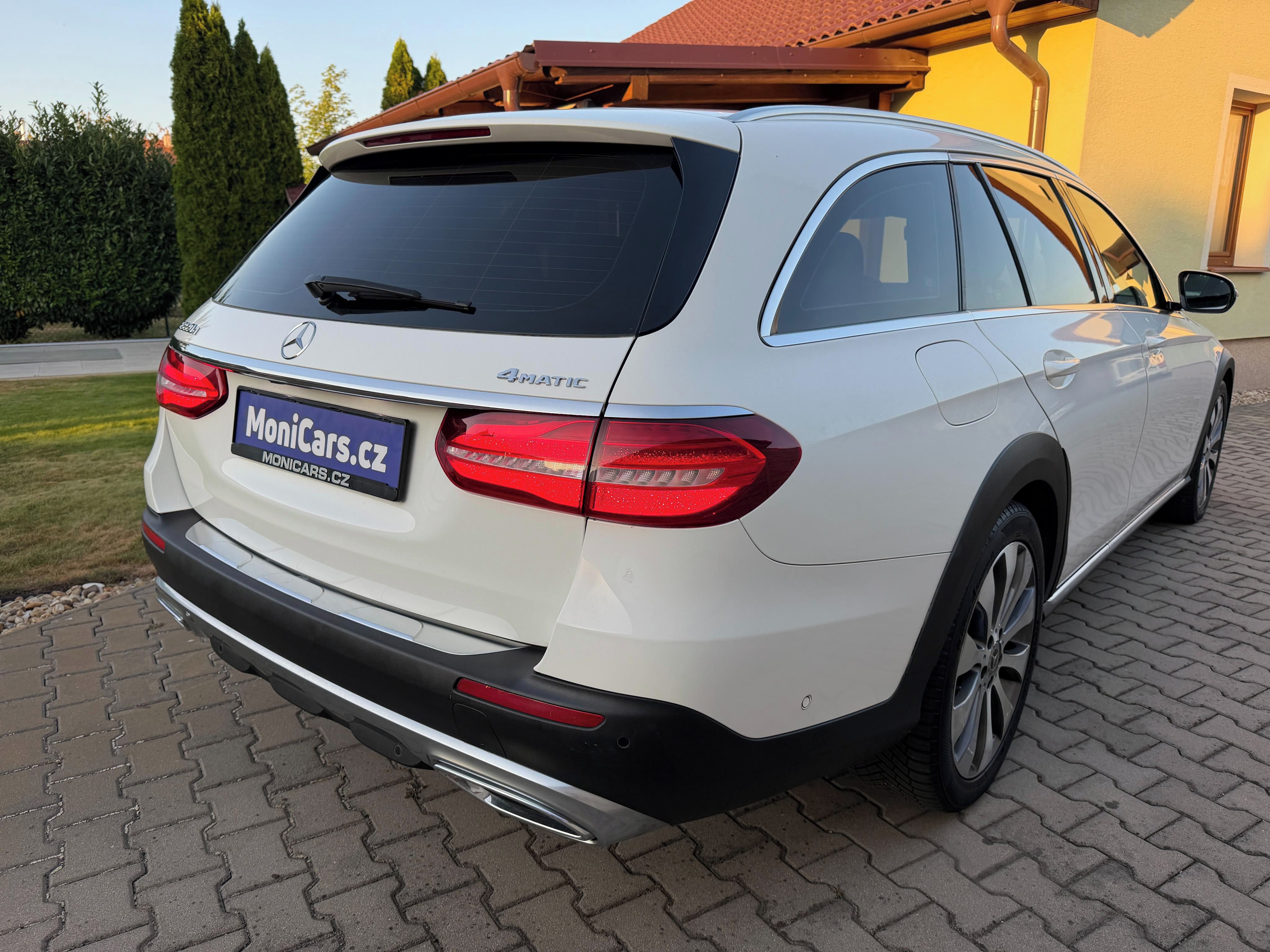 Mercedes-Benz Třídy E, 220 D 143kW 4MATIC, AllTERRAIN - fotka 5