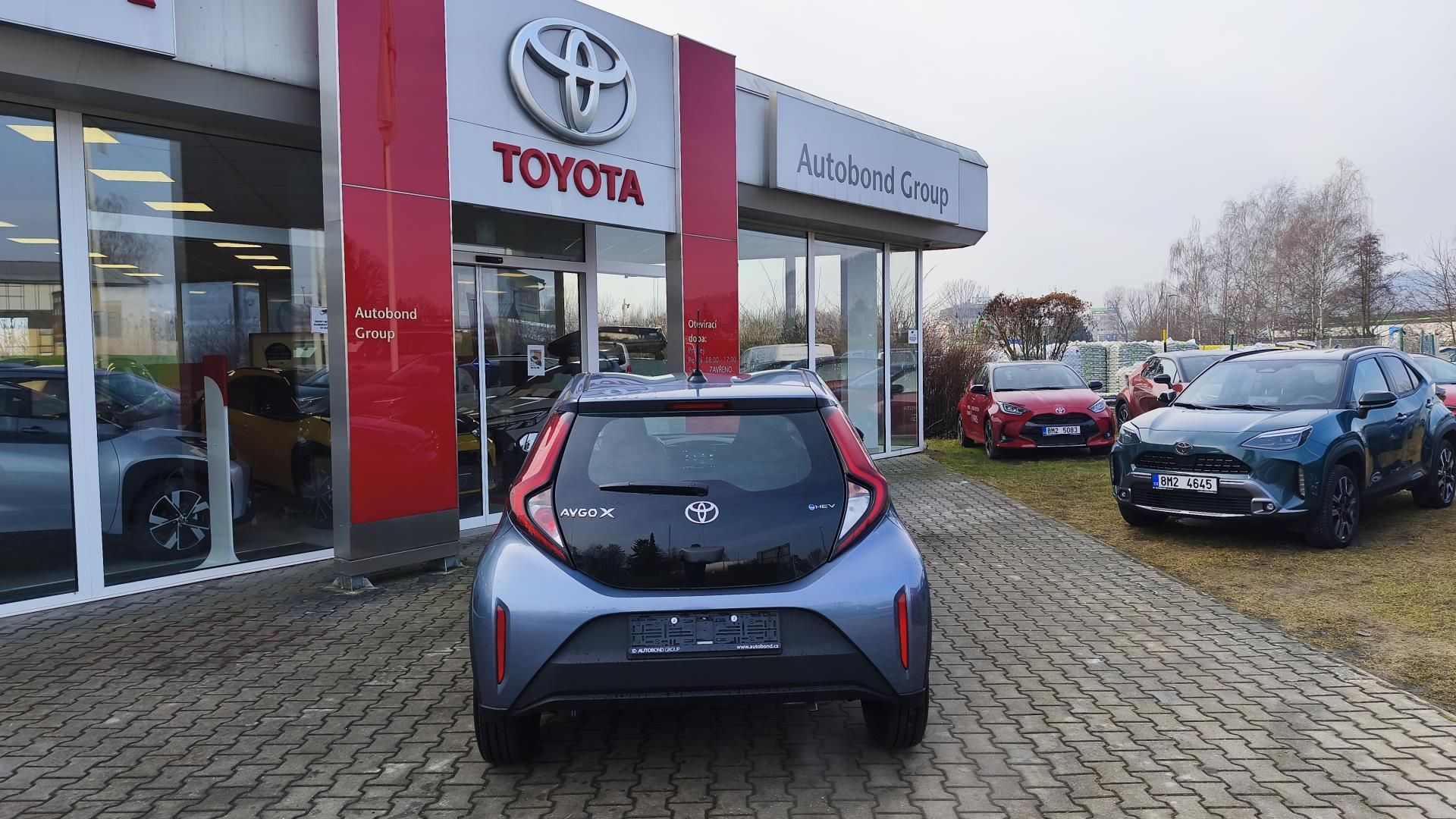 Toyota Aygo, 1.5 HEV COMFORT - fotka 5