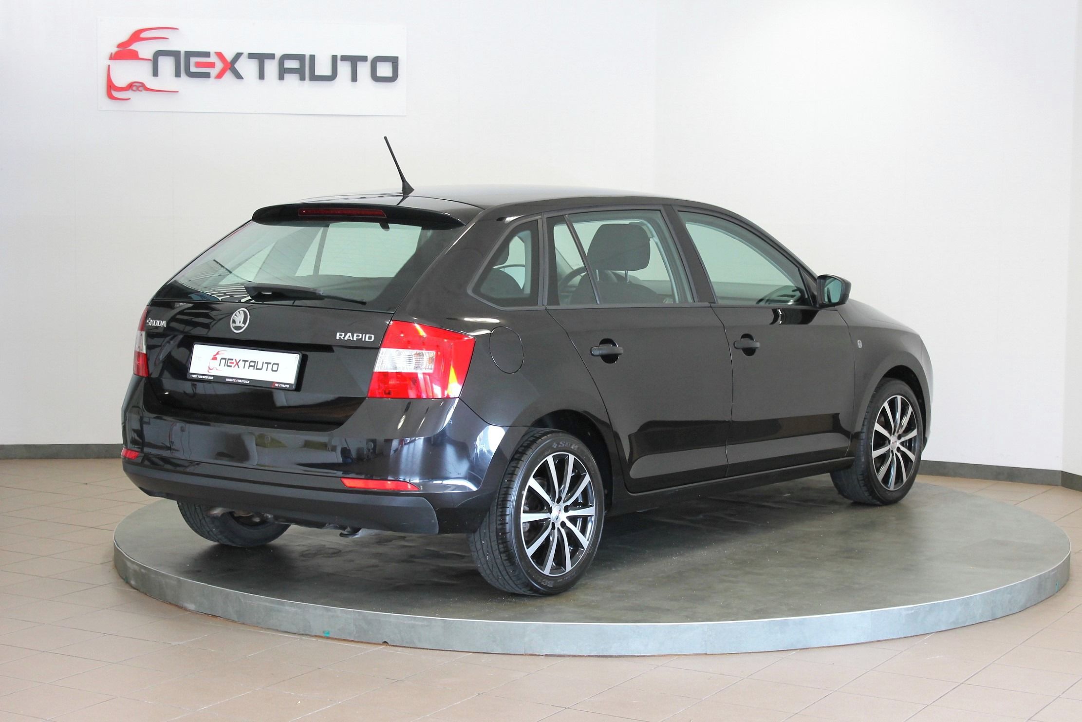 Škoda Rapid, 1.2 TSI 63kW AMBITION - fotka 5